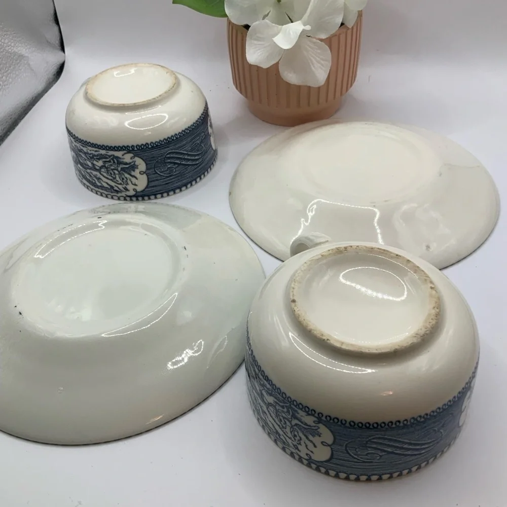 Royal China Vintage Currier & Ives Pattern Horse & Buggy Teacups Saucers